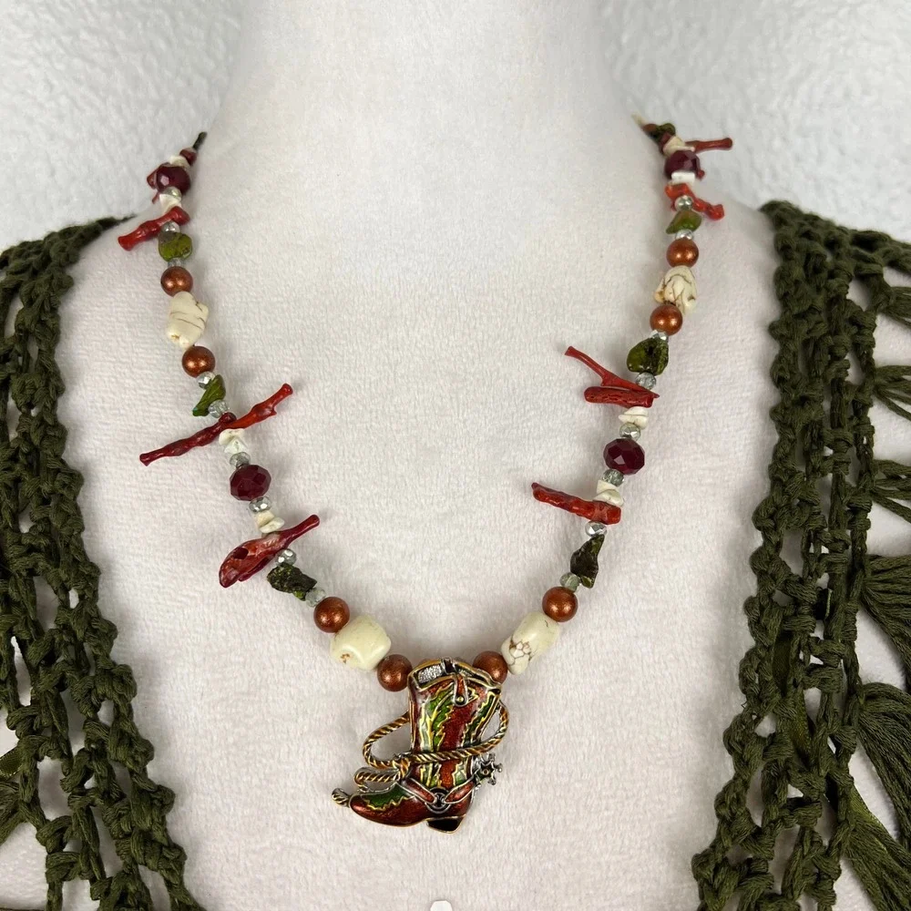 Western Cowboy Boot Enamel Pendant Beaded Necklace Texas Southwestern Style 23in